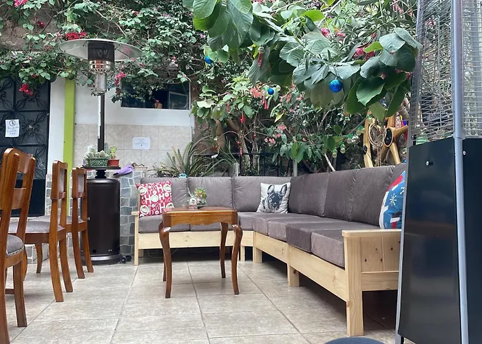 Blacky Hostel And Apartments (Adults Only)
