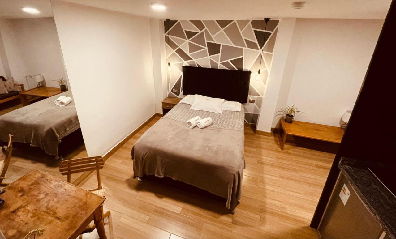 Blacky And (adults Only) Auberge de jeunesse
